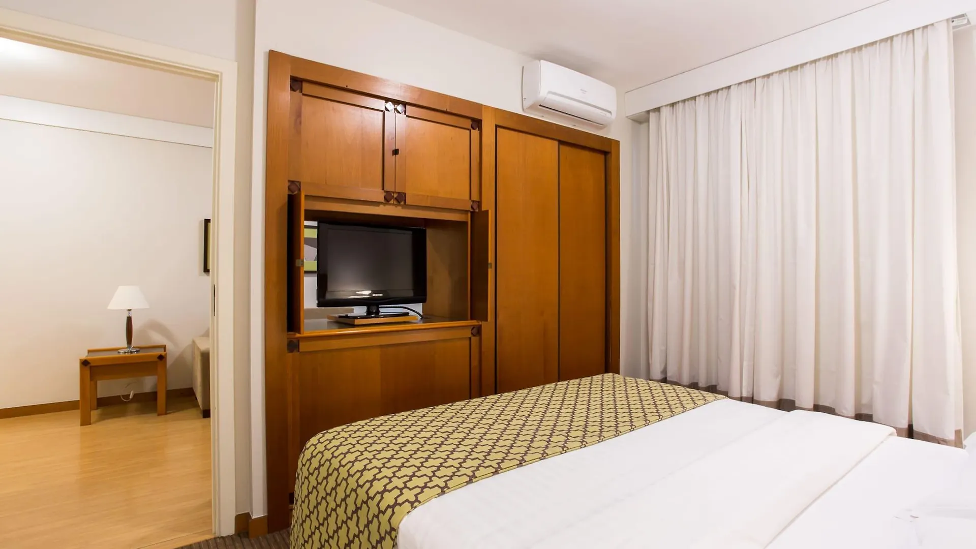 **** Hotel Estanplaza Nações Unidas São Paulo Brasil